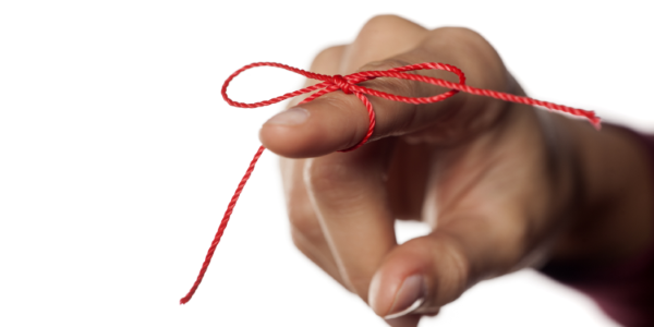 <strong>Tie a string around my finger</strong> Help readers remember your message with the feature-style story structure.