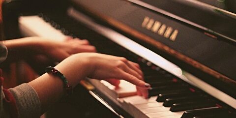 they-laughed-when-I-sat-down-at-the-piano